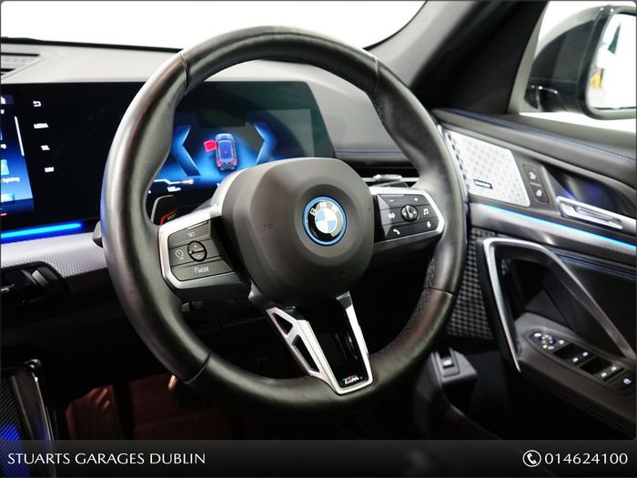 BMW iX1 2023