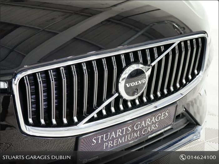 Volvo XC60 2025