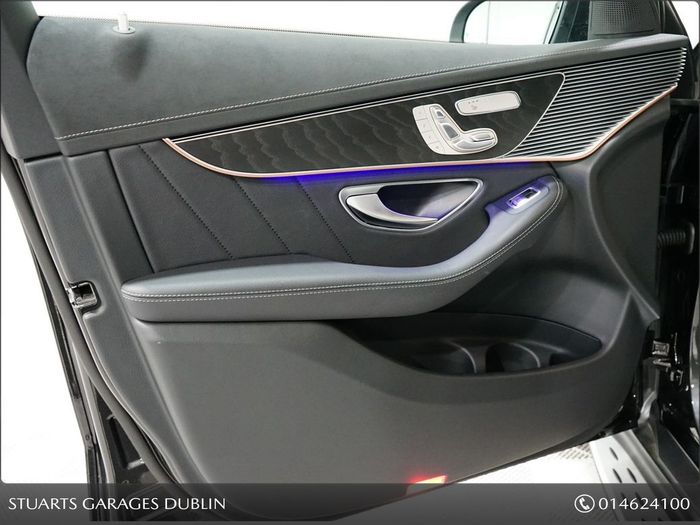 Mercedes-Benz EQC 2023