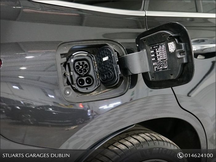 Mercedes-Benz EQC 2023