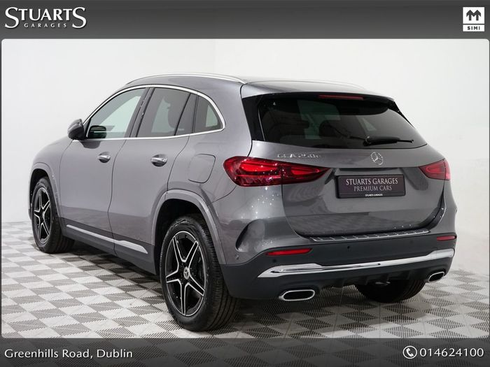 Mercedes-Benz GLA Class 2025