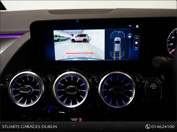 Mercedes-Benz GLA Class 2025
