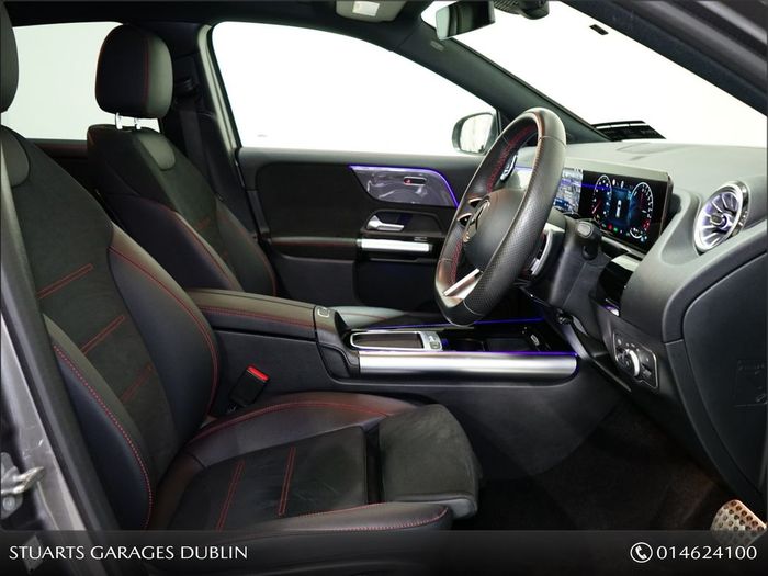 Mercedes-Benz GLA Class 2025