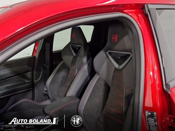 Alfa Romeo Junior 2026