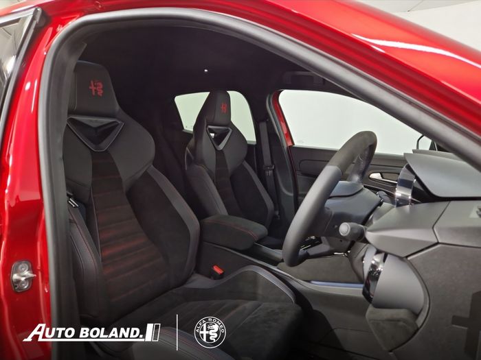 Alfa Romeo Junior 2026