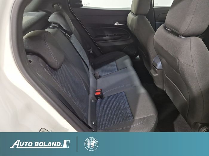Alfa Romeo Junior 2026
