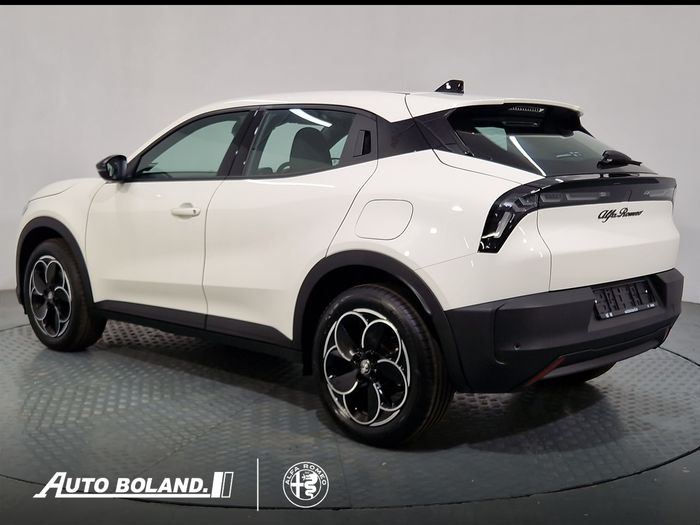 Alfa Romeo Junior 2026