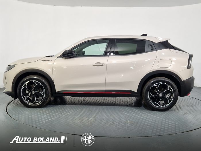 Alfa Romeo Junior 2026