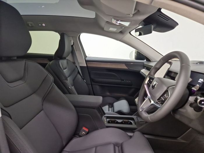 Volvo ES90 2026