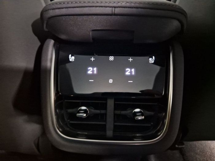 Volvo ES90 2026