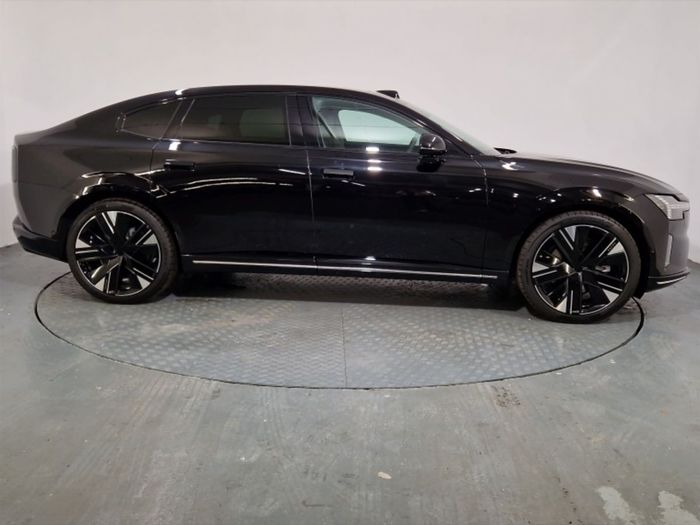 Volvo ES90 2026