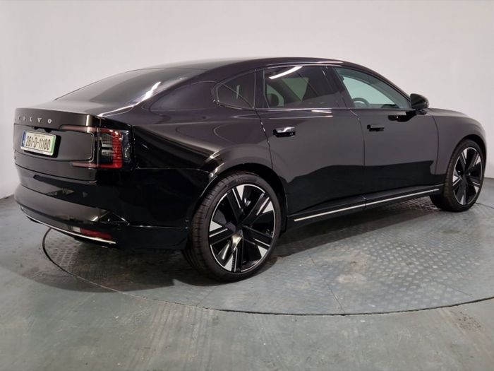 Volvo ES90 2026