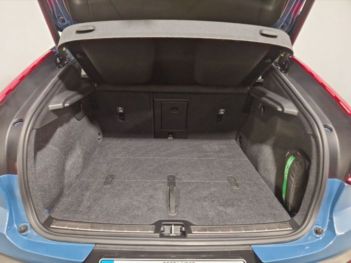 Volvo C40 2024