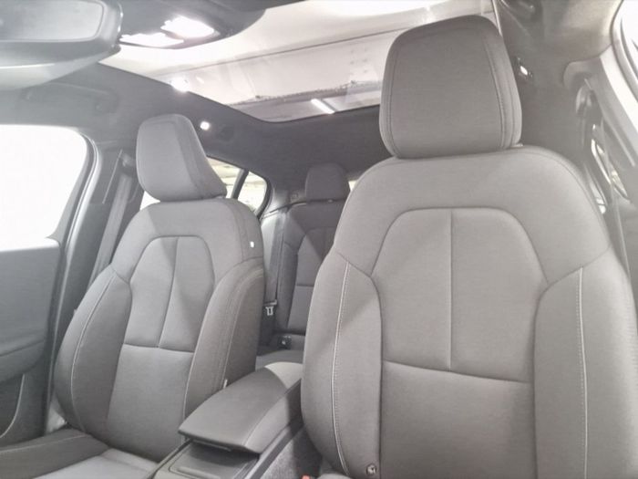 Volvo C40 2024