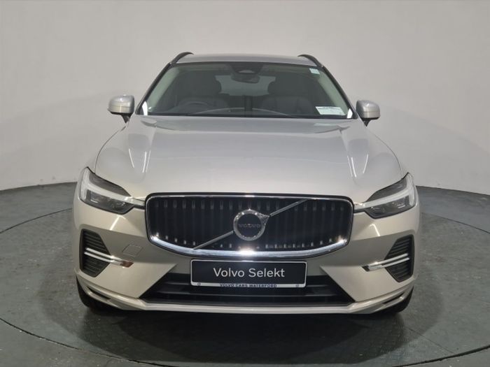Volvo XC60 2022