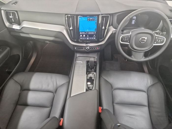 Volvo XC60 2022