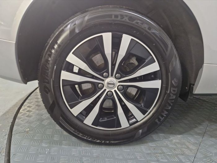 Volvo XC60 2022