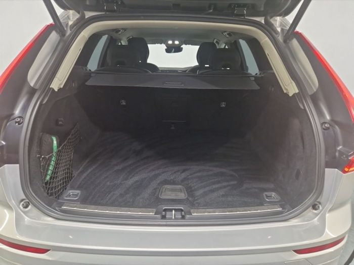Volvo XC60 2022