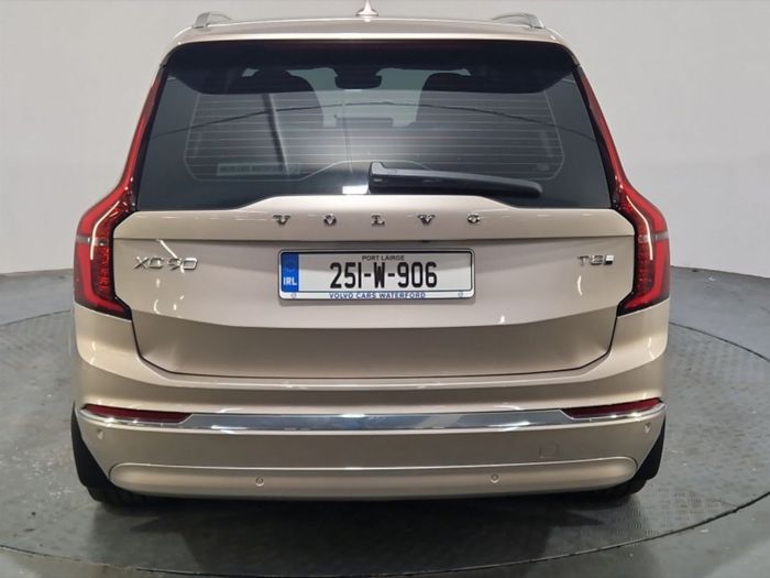 Volvo XC90 2025