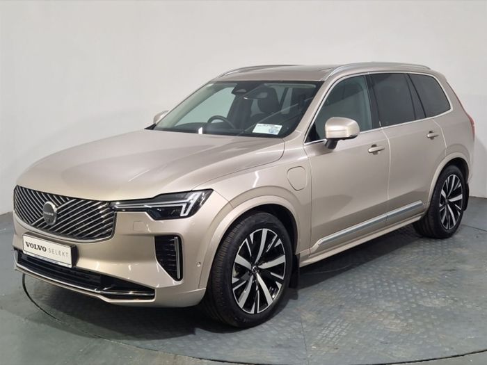 Volvo XC90 2025