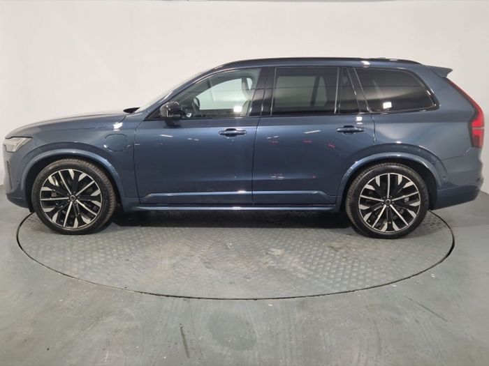 Volvo XC90 2025