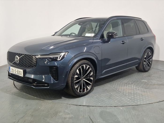 Volvo XC90 2025