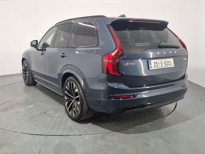 Volvo XC90 2025