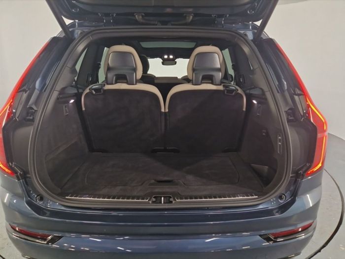 Volvo XC90 2025