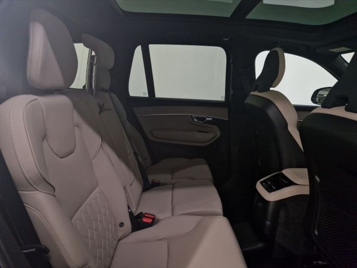 Volvo XC90 2026