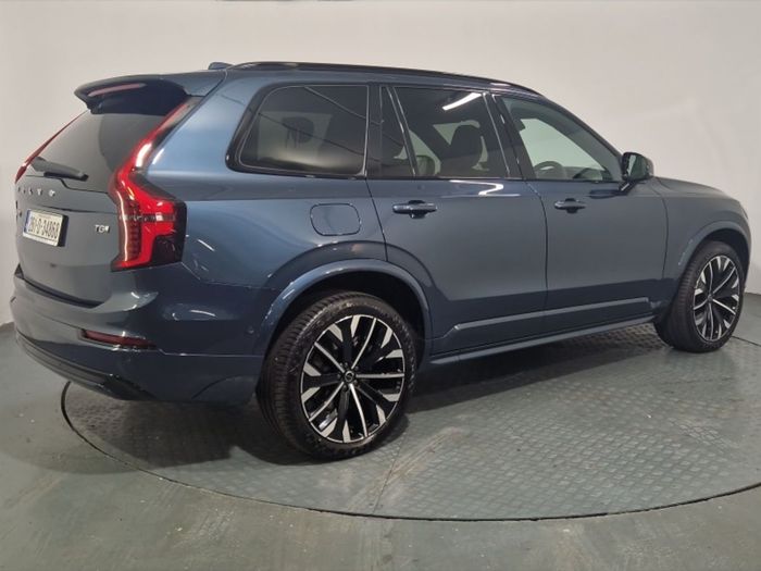Volvo XC90 2026