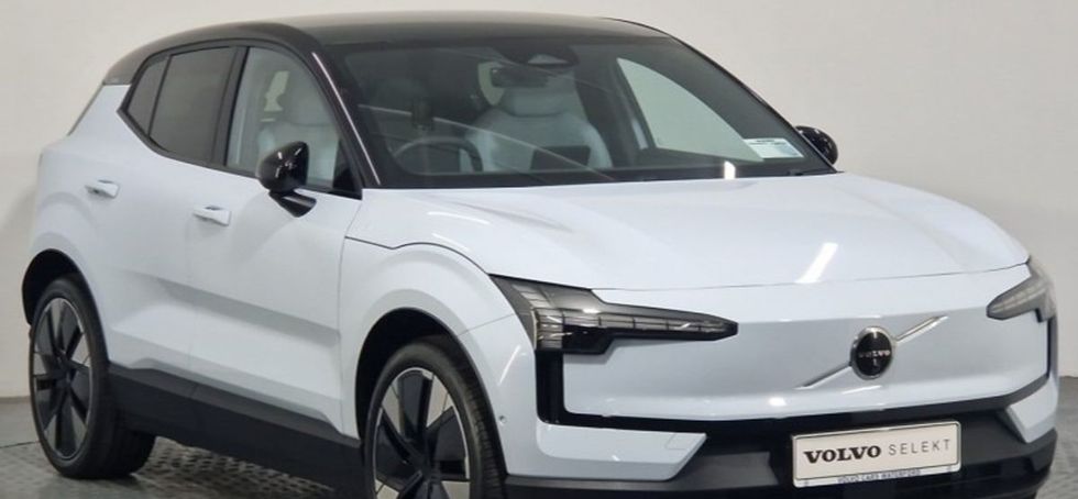 Volvo EX30 2024