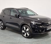 Volvo EX40 2025