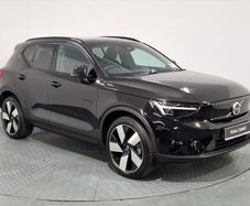 Volvo EX40 2025