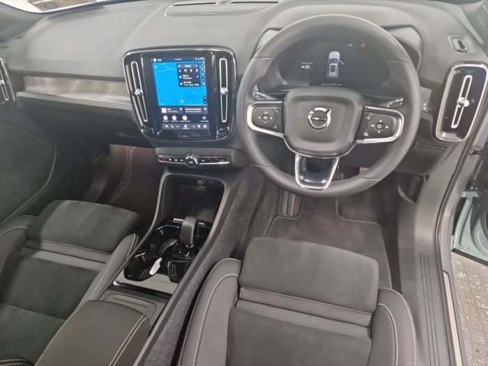 Volvo XC40 2023