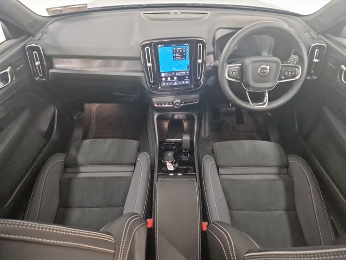 Volvo XC40 2023