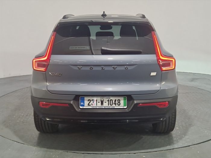 Volvo XC40 2023
