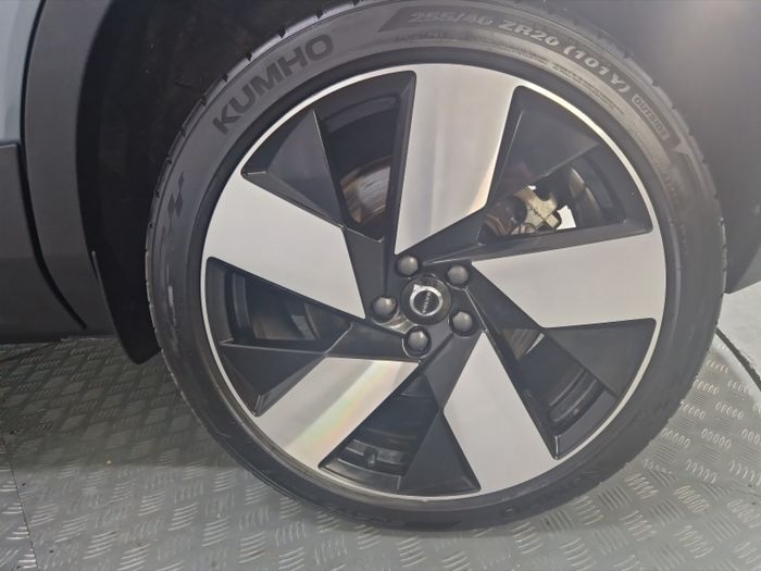 Volvo XC40 2023