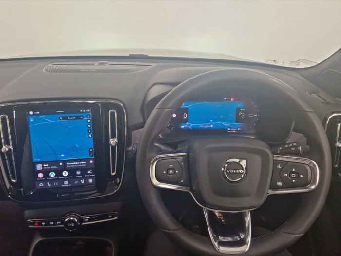 Volvo XC40 2023
