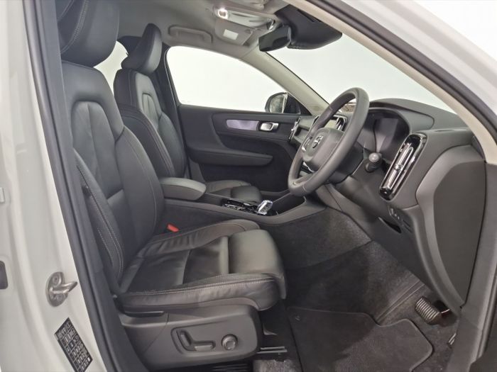 Volvo XC40 2023