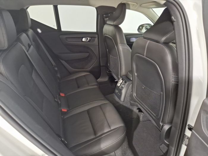 Volvo XC40 2023