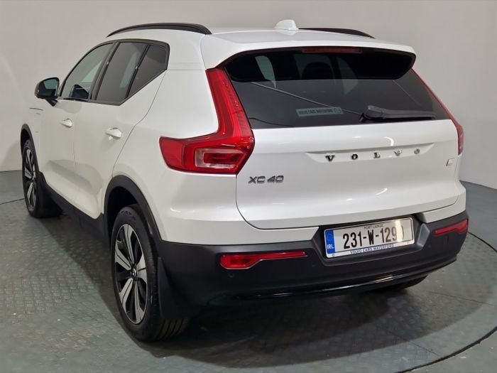 Volvo XC40 2023
