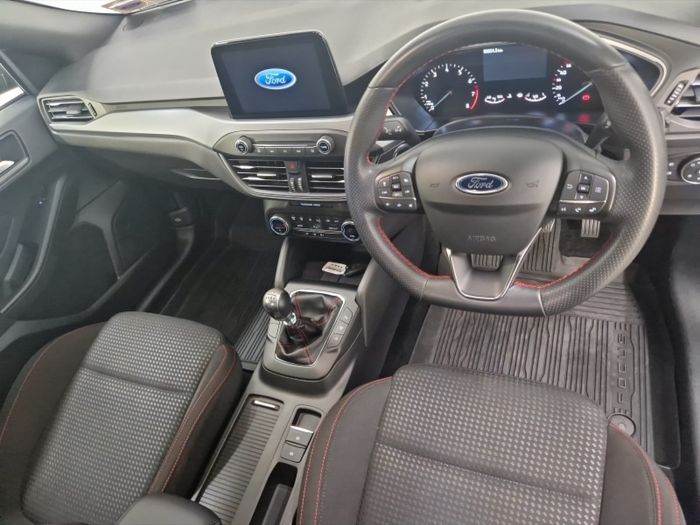 Ford Focus 2023