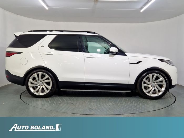 Land Rover Discovery 2023