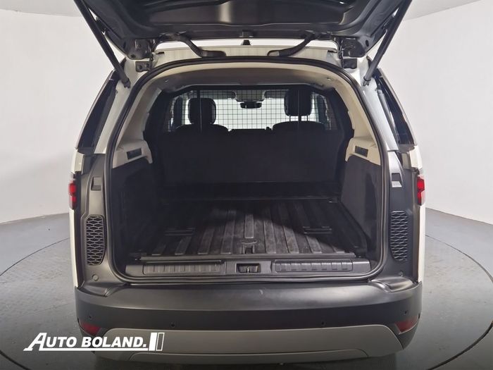 Land Rover Discovery 2023