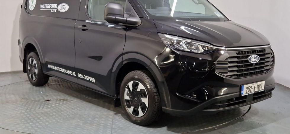 Ford Transit Custom 2025