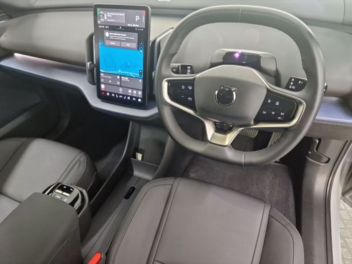 Volvo EX30 2024