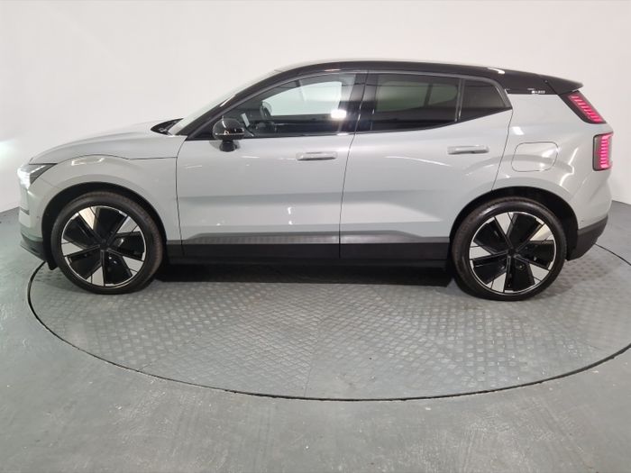 Volvo EX30 2024