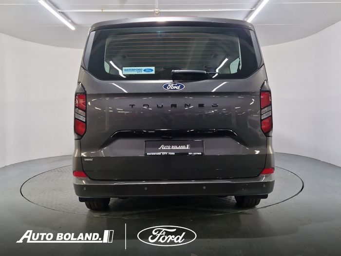 Ford Tourneo Custom 2027