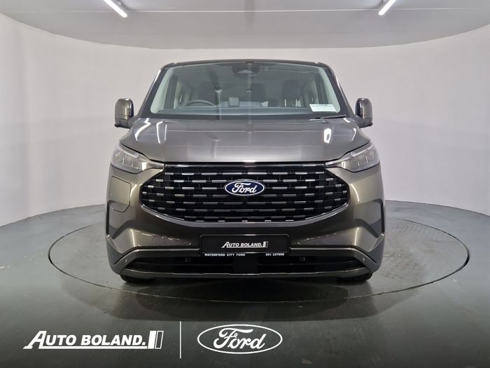 Ford Tourneo Custom 2027