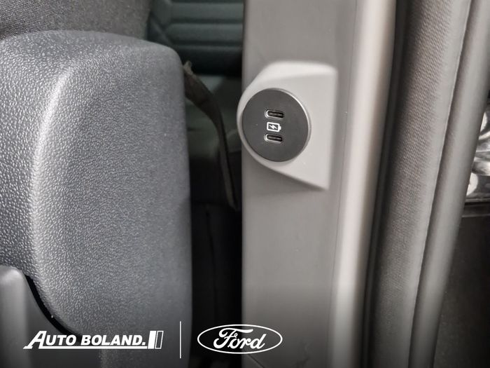 Ford Tourneo Custom 2027